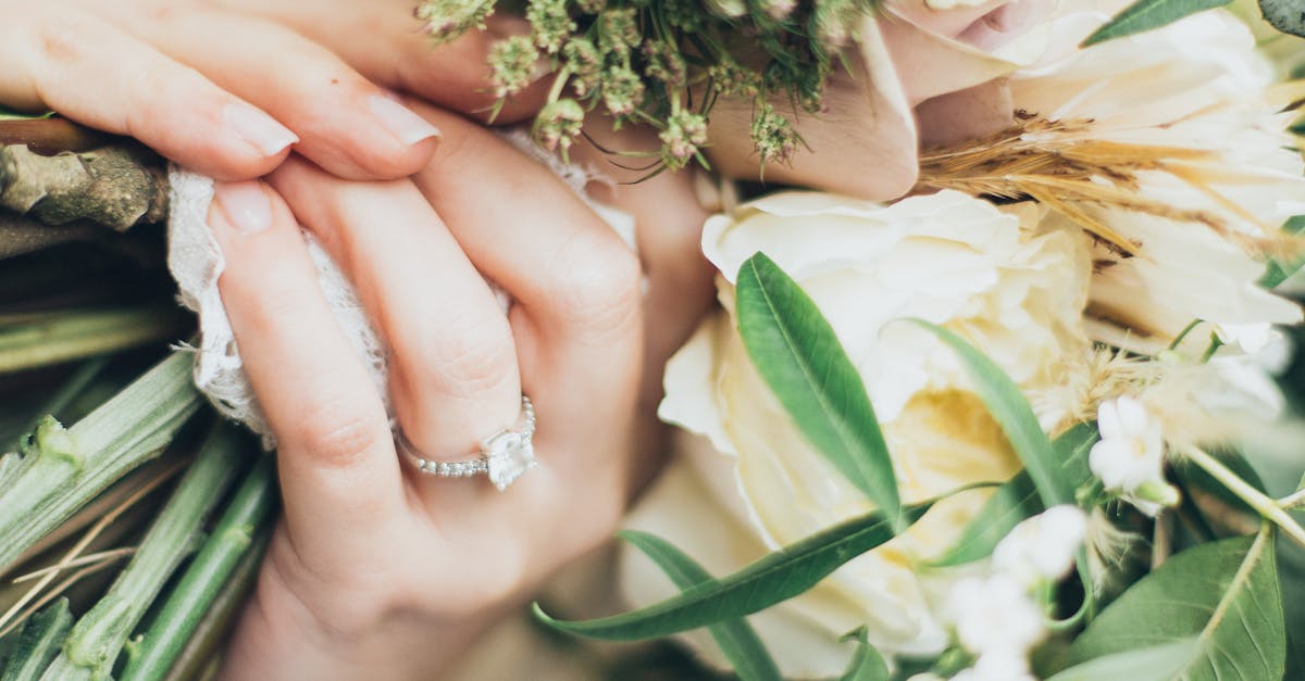 The Symbolism Behind Halo Engagement Rings and What They Represent